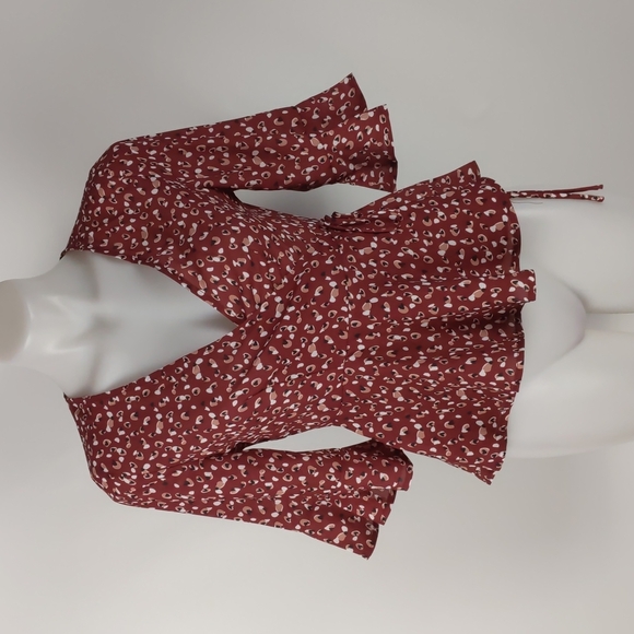 Ava Women's Top Size 8 Maroon Wrap 3/4 Ruffle Sleeves Peplum Tie-up Waist NEW - Picture 2 of 13